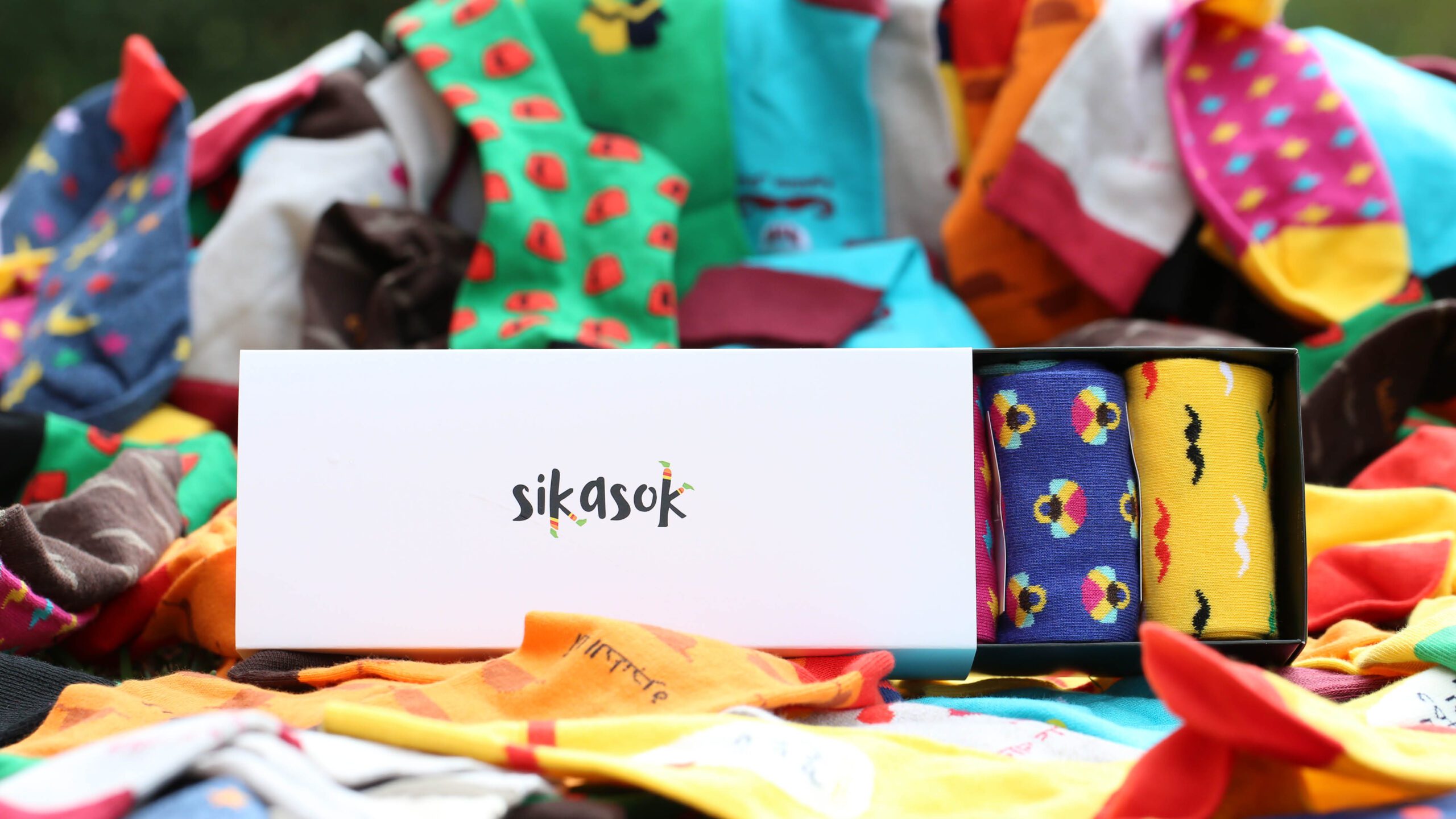 branding-socialmedia-graphicdesign-logo-packaging-pattern