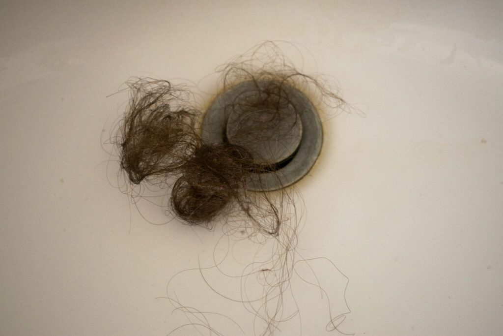 photography-lence-lebanon-france-color-self-reflect-auto-portrait