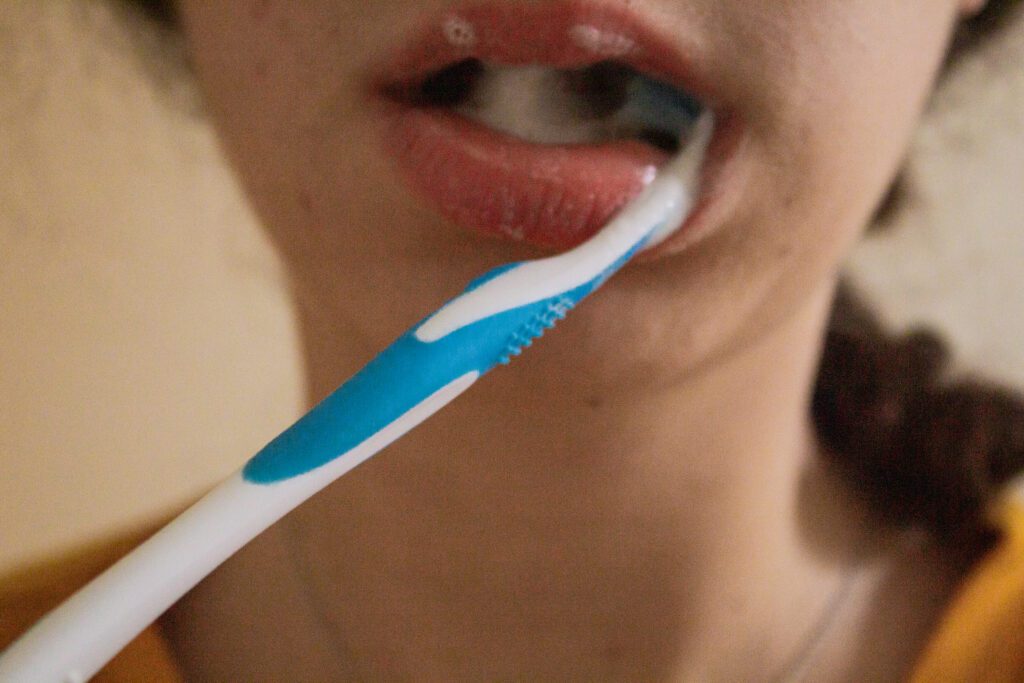 photography-lence-lebanon-france-color-self-reflect-auto-portrait