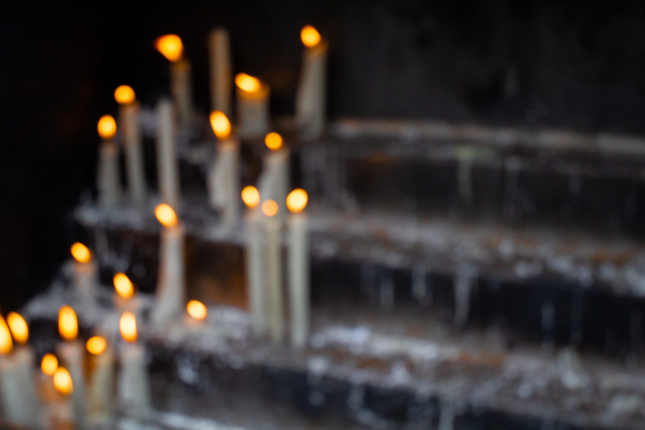 photography-lence-lebanon-france-color-self-reflect-candles